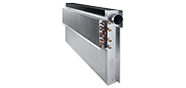 Indukciós típusú elárasztásos rendszerű befúvó 900, 1200 és 1500 mm-es névleges hosszal, függőleges hőcserélővel és kondenzvízgyűjtő tálcával